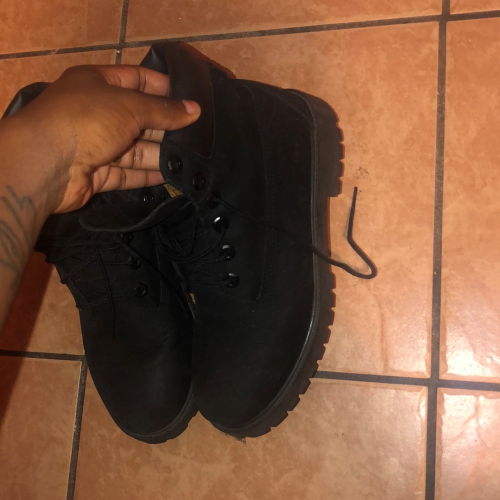 Timberlands - Picture 2 of 3